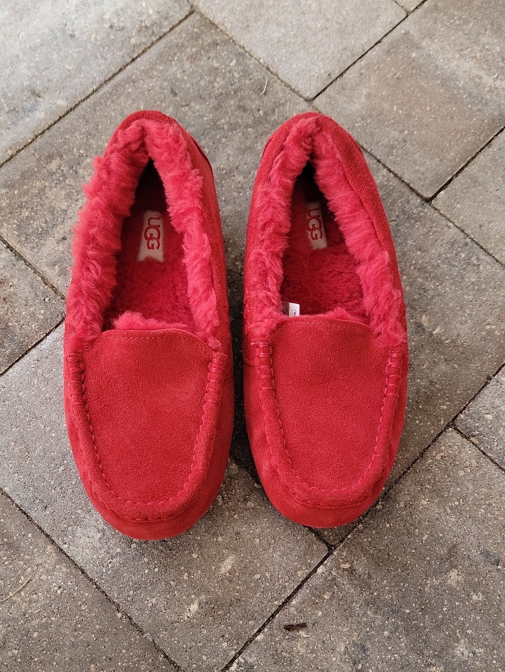UGG Ansley Ribbon Red Suede Moccasin Slippers  Sz 7